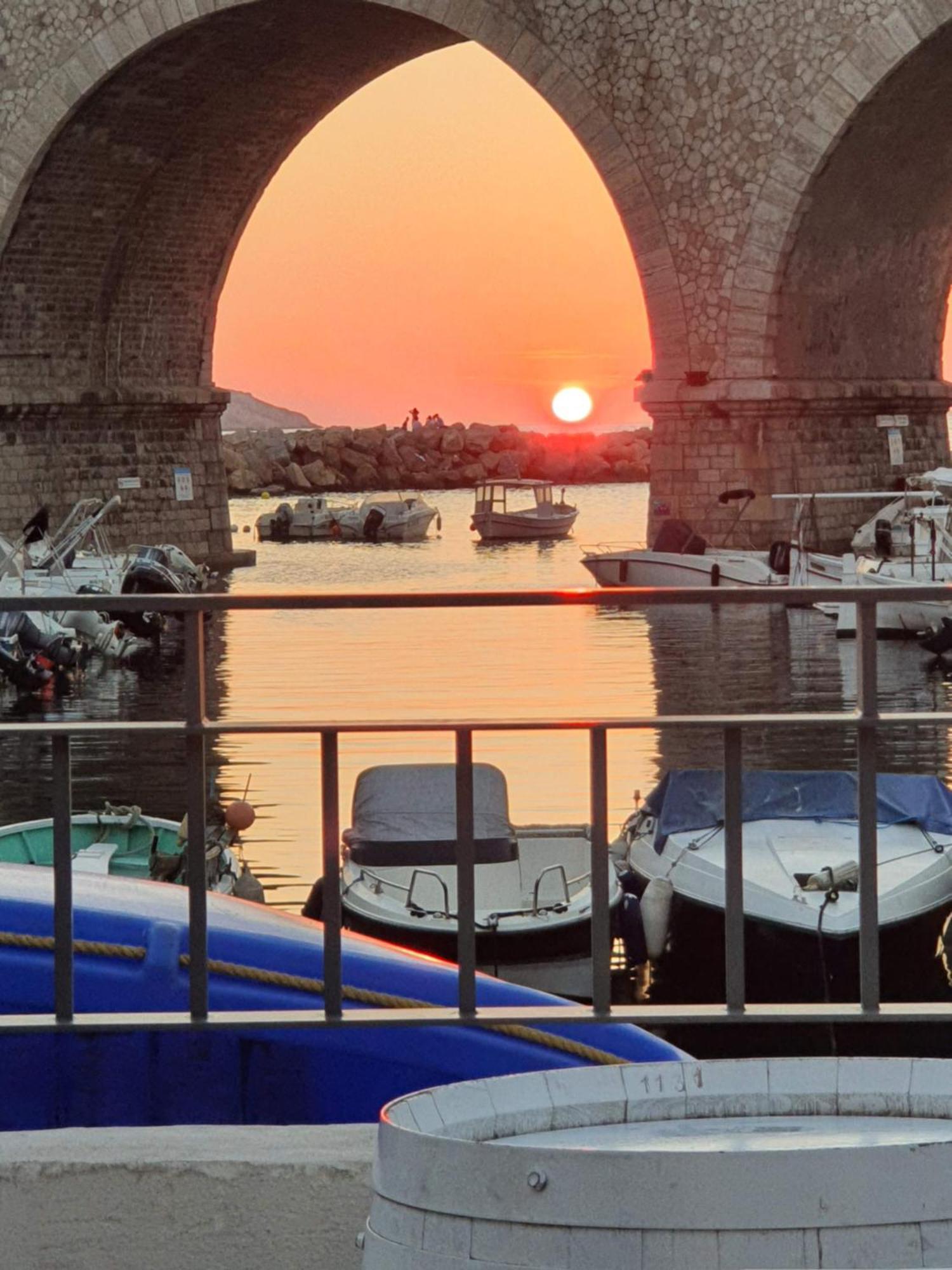 "La Baigneuse" Vallon Des Auffes Marseilles Exterior foto